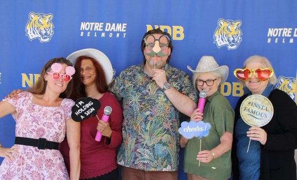 Rebecca Girard, Mallika Srinivasan, Ian Aseltine, Elizabeth Hegarty, and Isabelle Haithcox posing for a picture.